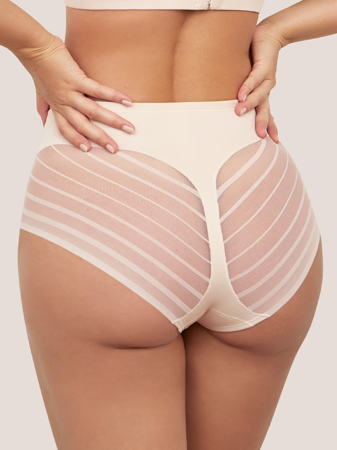 Curveez® Flawless Control Brief